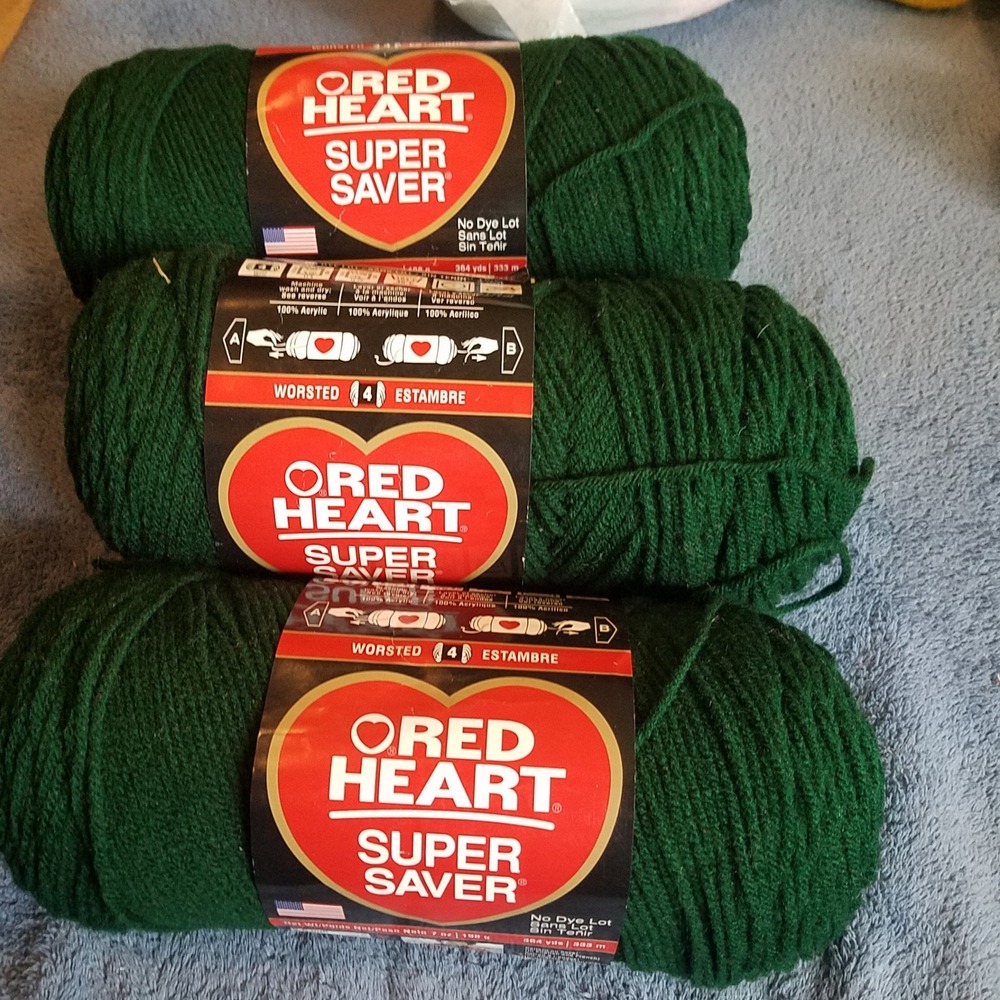 Red Heart Super Saver Yarn Hunter Green 3 Skeins Worsted NEW No Dye Lot Acrylic